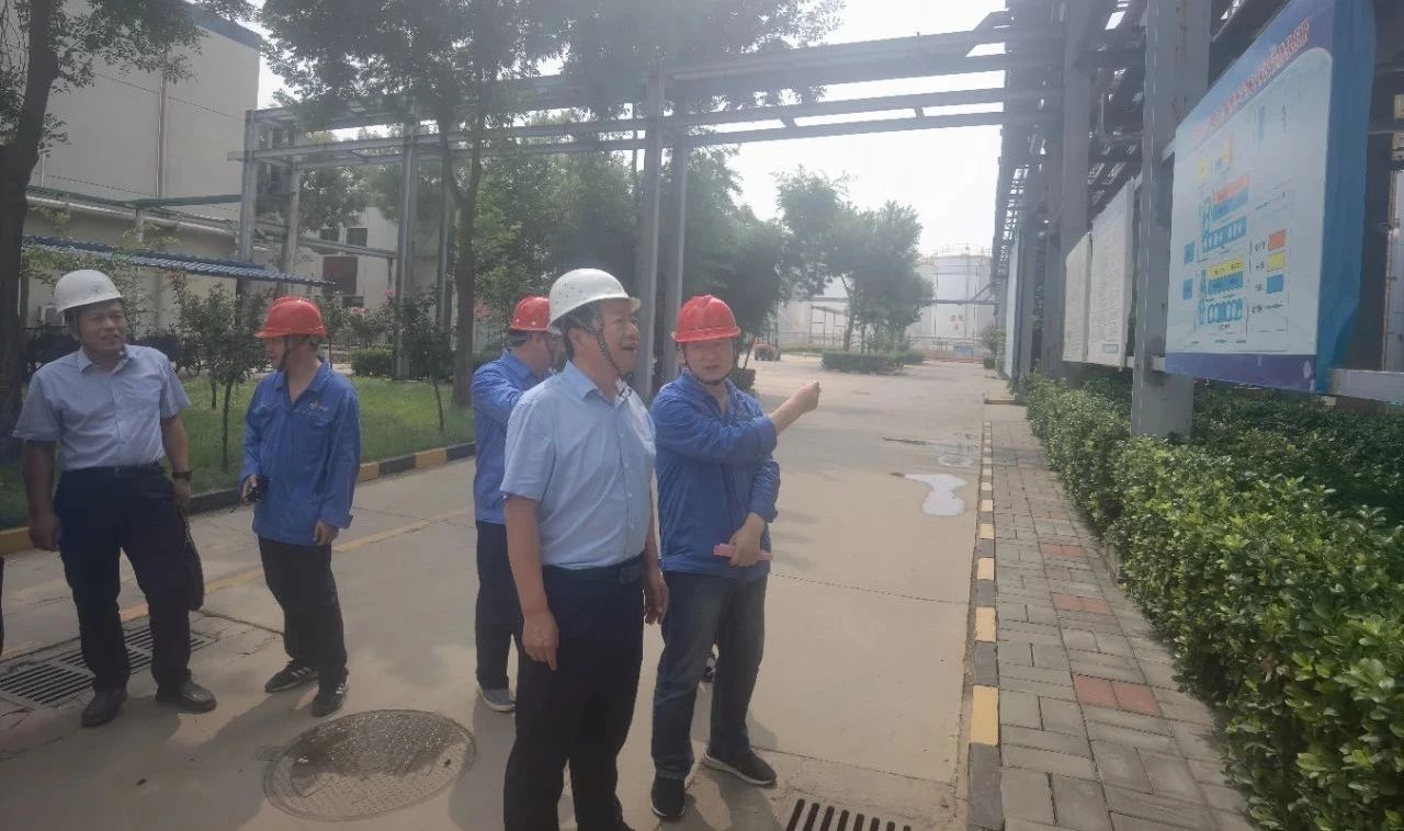区领导吴炳卫督导检查特种设备领域安全生产隐患专项整治和严重事故隐患专项排查整治落实情况-星空体育app官网(图1)