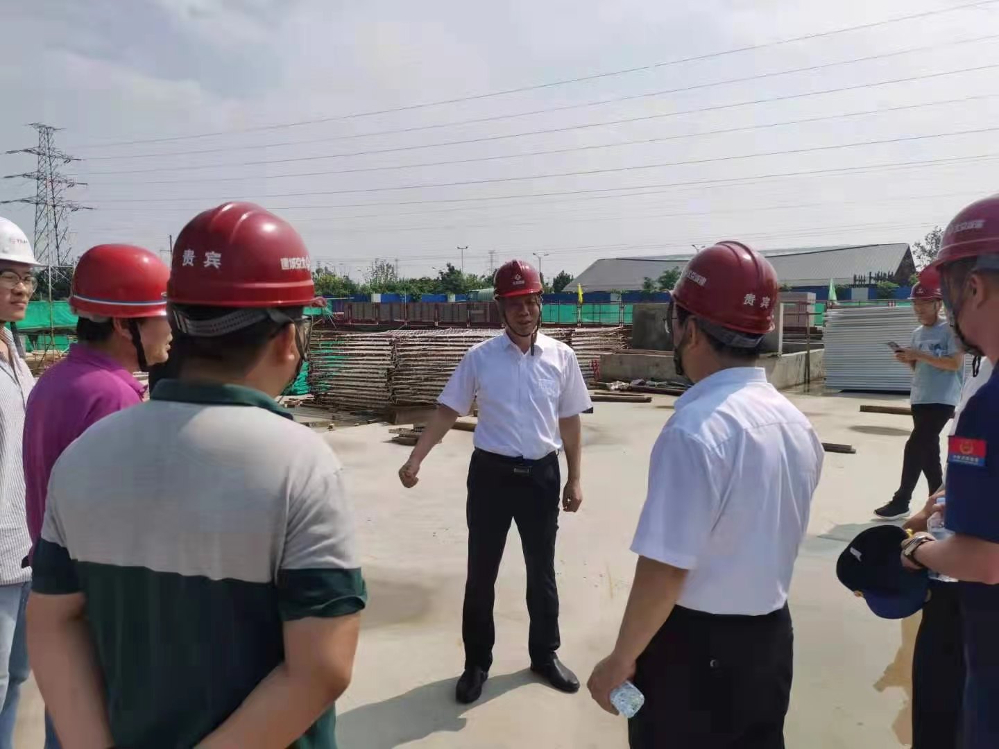 区领导张群书检查建筑工地防汛安全工作