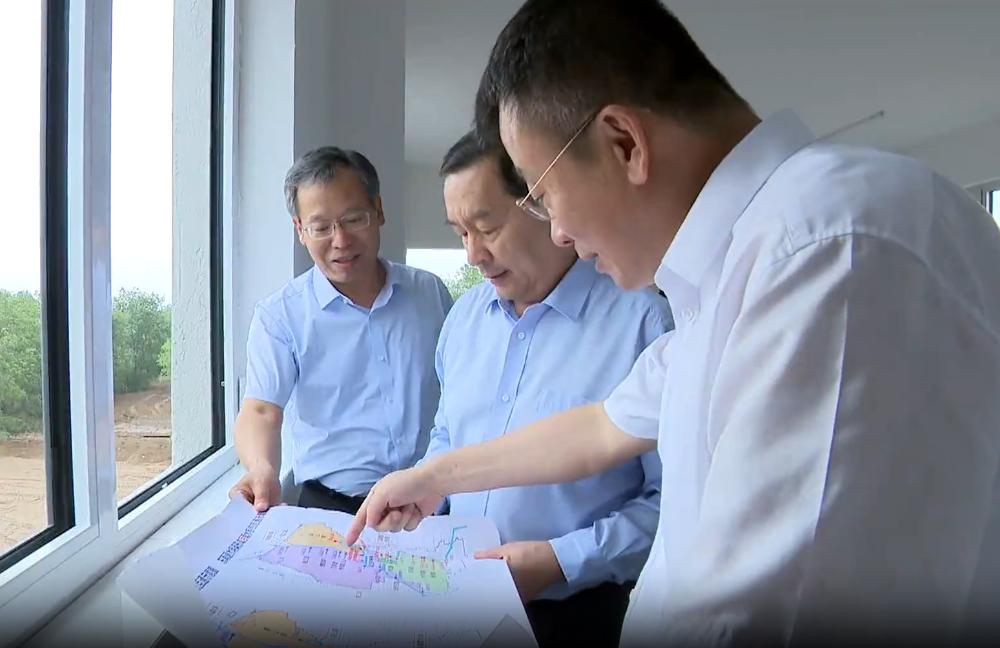 张超超调研检查城市防汛工作