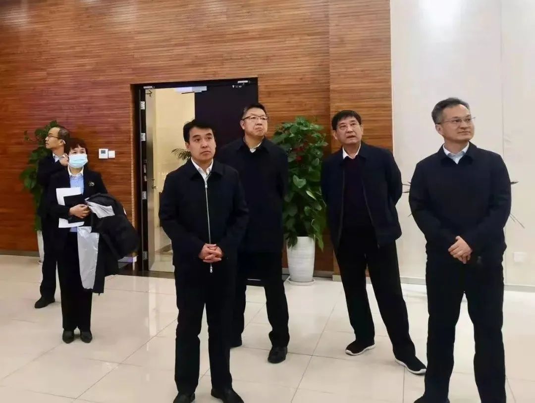 负责同志陪同石家庄高新区书记李瑞峰李瑞峰石家庄石家庄市委秘书长